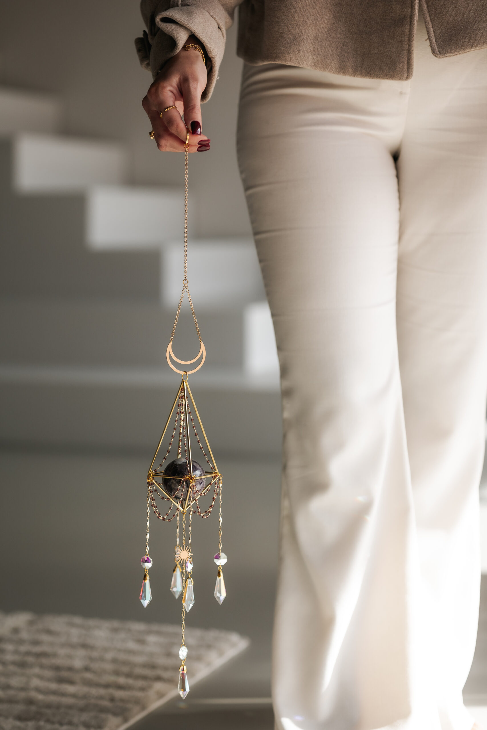 Suncatcher sphere/bol amethist, Zonnevanger, Suncatcher, Suncatchers, Manifesteren, Manifestatie, Edelstenen, Kristallen, Gemstones, Crystals, Bloemagaat, Flower Agate Suncatcher sphere/bol amethist, Zonnevanger, Suncatcher, Suncatchers, Manifesteren, Manifestatie, Edelstenen, Kristallen, Gemstones, Crystals, Bloemagaat, Flower Agate